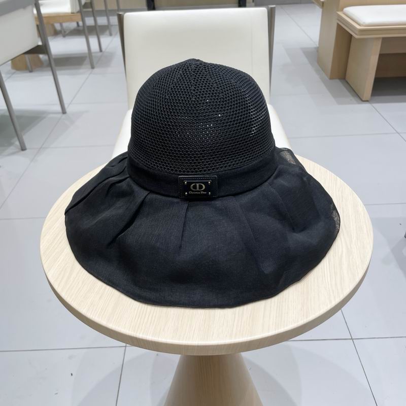 Dior hat (110)