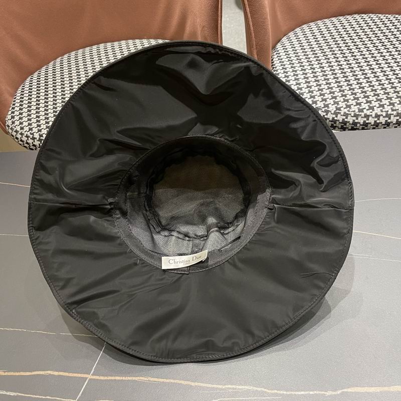 Dior hat (232)