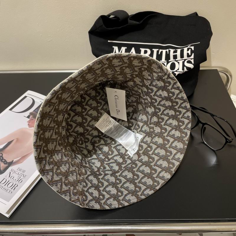 Dior hat dx (16)