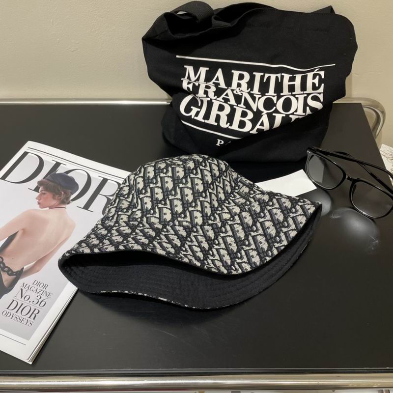 Dior hat dx (21)