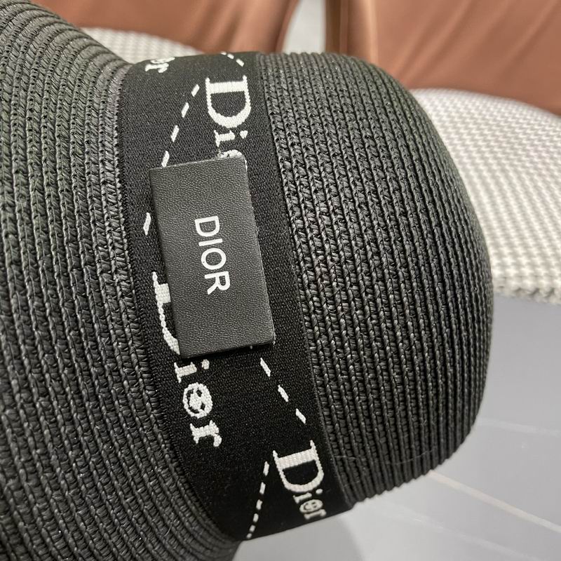 Dior top hat (117)