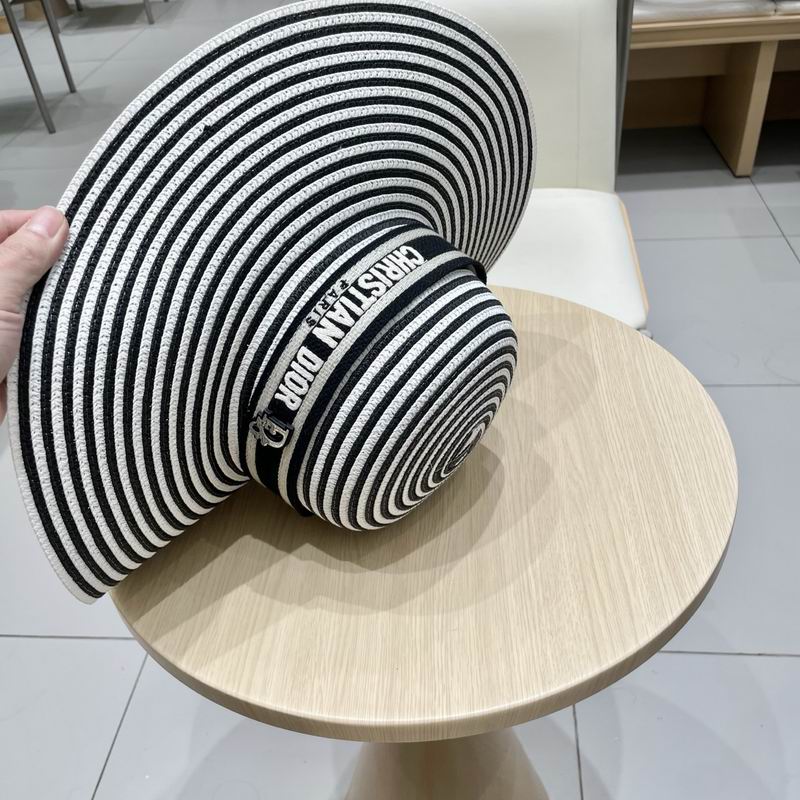 Dior top hat (12)