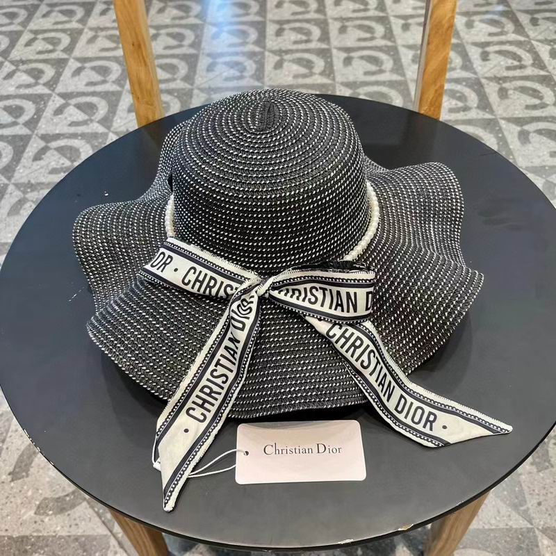 Dior top hat (181)