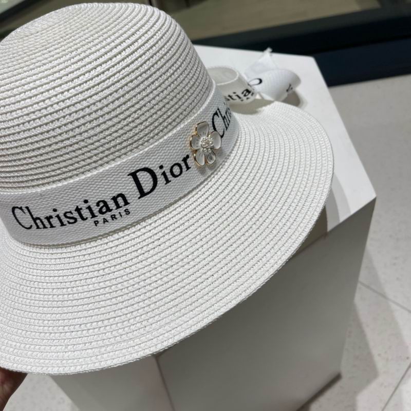 Dior top hat (215)