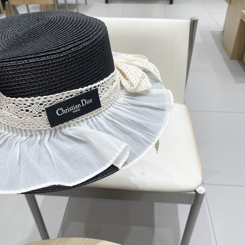 Dior top hat (225)