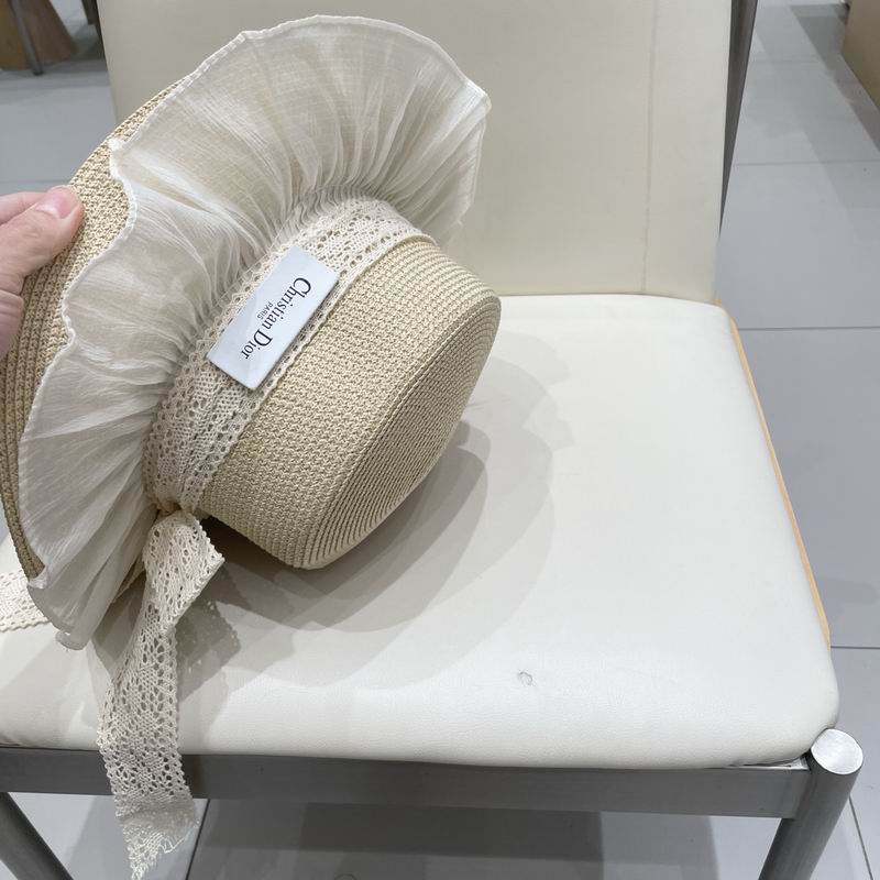 Dior top hat (235)