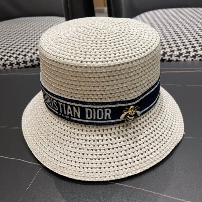 Dior top hat (320)