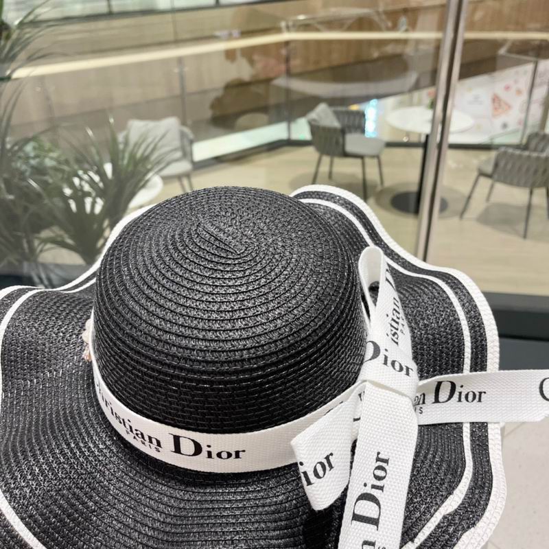 Dior top hat (41)