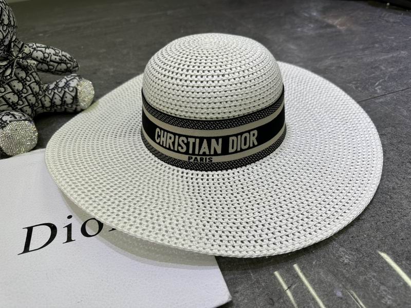 Dior top hat dx (4)