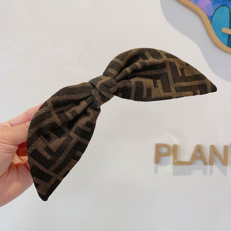 Fendi Hairpin hh (10)