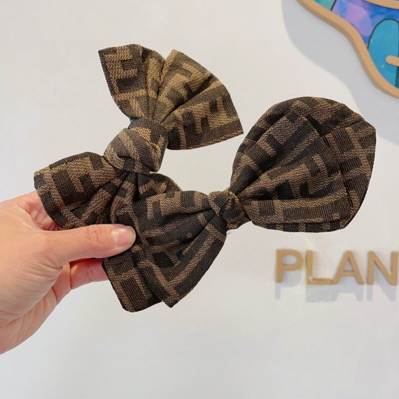 Fendi Hairpin hh (24)