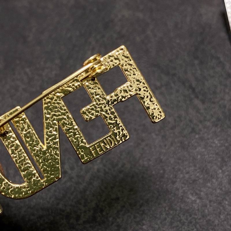 Fendi brooch 03yxh12 (4)