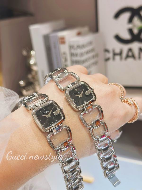 Gucci 24X22.5mm 107 (14)