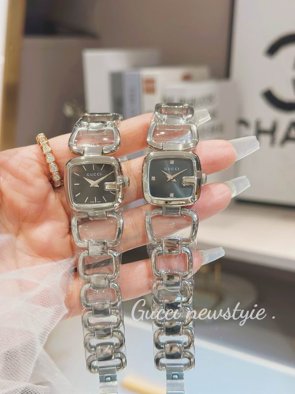 Gucci 24X22.5mm 107 (17)