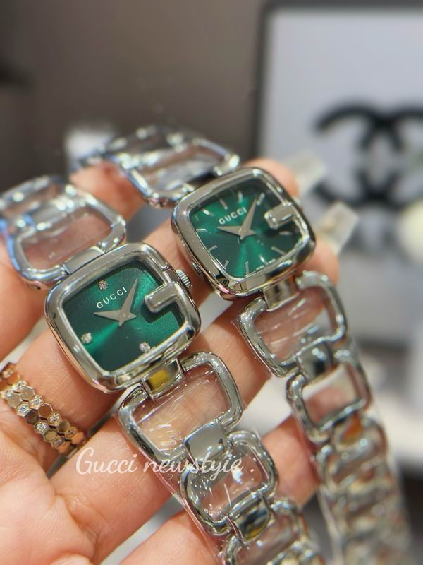 Gucci 24X22.5mm 107 (25)