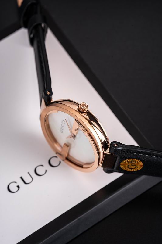 Gucci 37mm 65 (25)