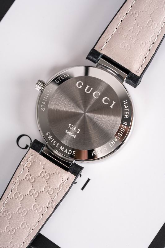 Gucci 37mm 65 (28)