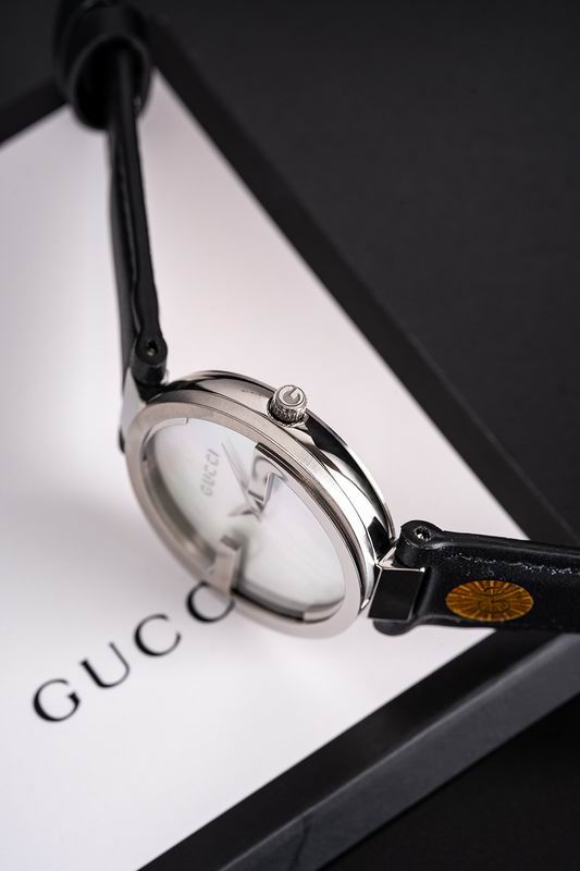 Gucci 37mm 65 (43)