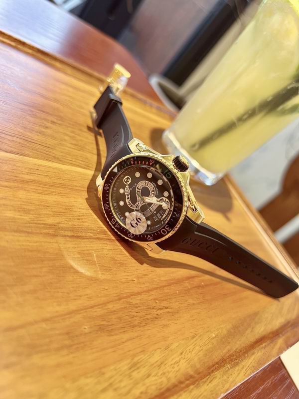 Gucci 40mm 51 (7)