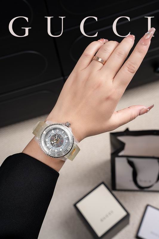Gucci 40mm 66 (31)