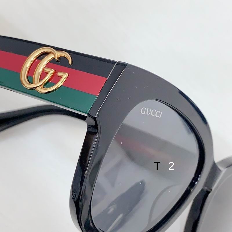 Gucci GG1550SK 54 18-145 b07