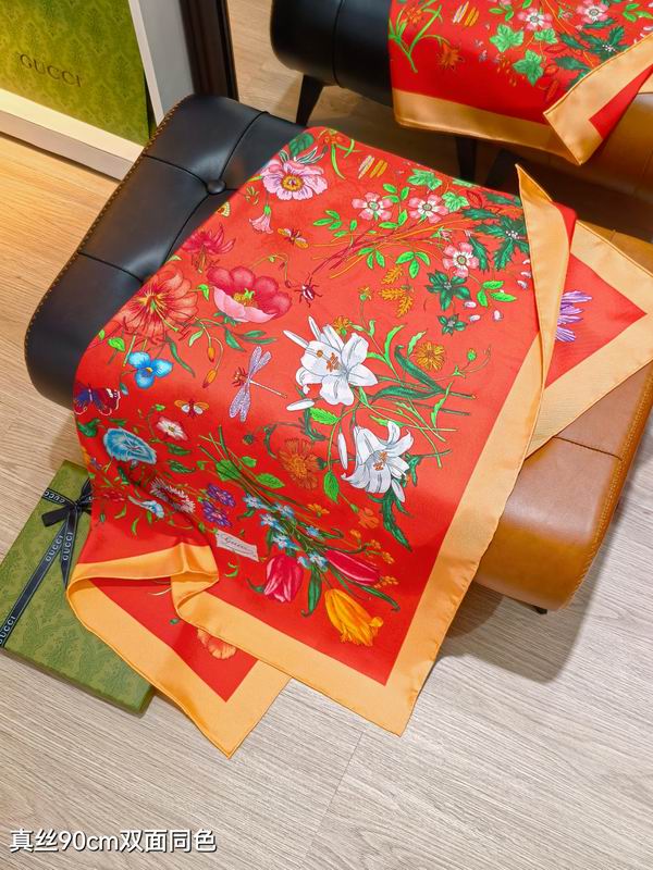 Gucci silk Scarf 90X90cm E01 (17)