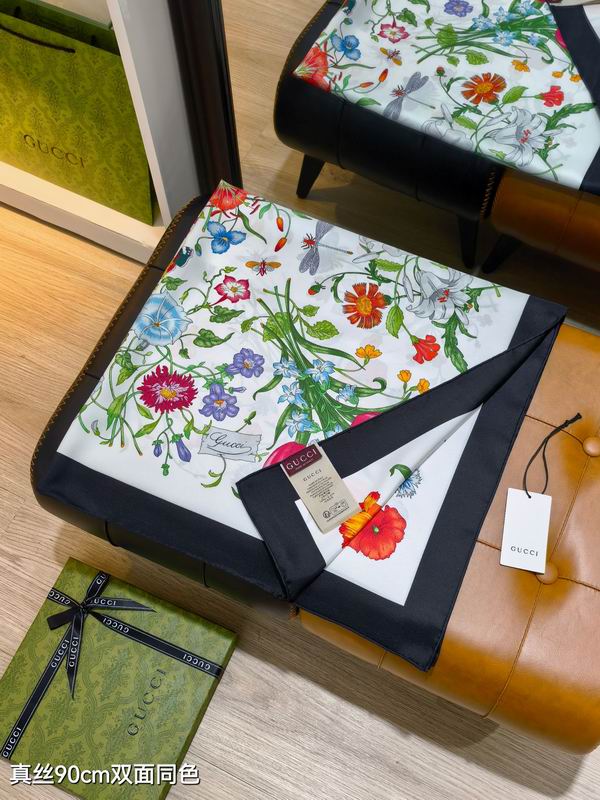 Gucci silk Scarf 90X90cm E01 (38)