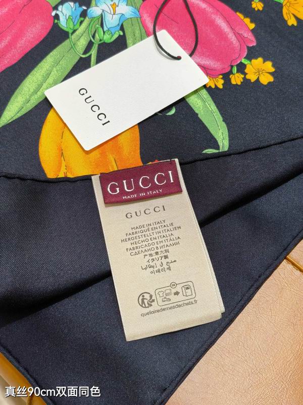 Gucci silk Scarf 90X90cm E01 (47)