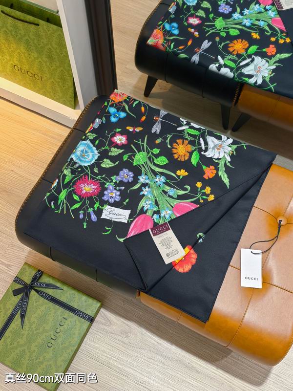 Gucci silk Scarf 90X90cm E01 (49)