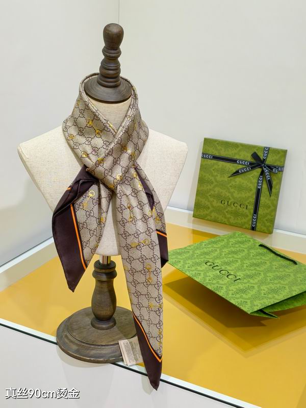 Gucci silk Scarf 90X90cm E14 (11)