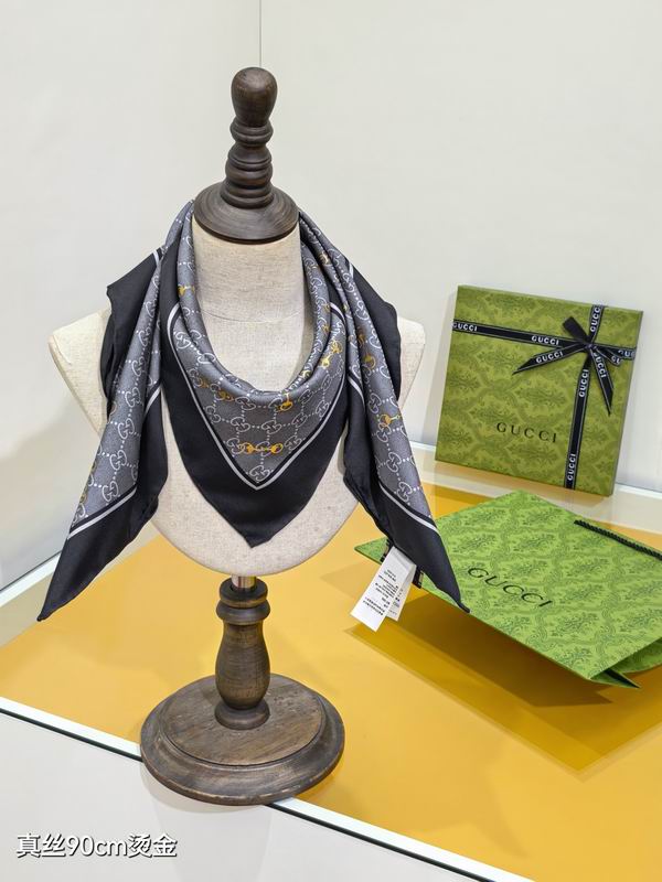 Gucci silk Scarf 90X90cm E14 (18)