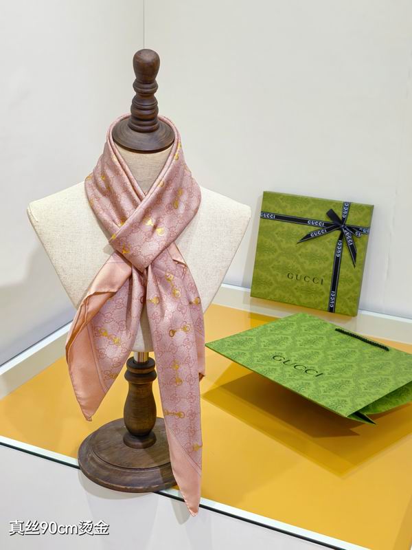 Gucci silk Scarf 90X90cm E14 (27)