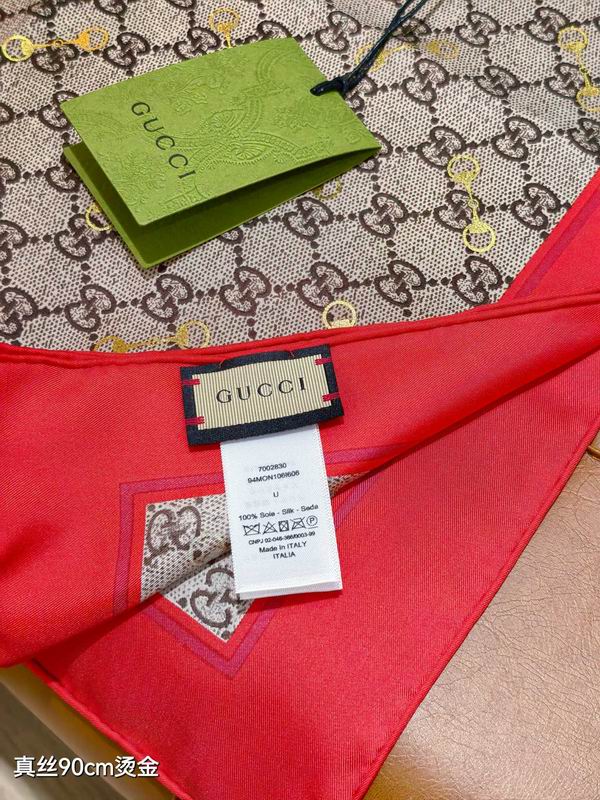 Gucci silk Scarf 90X90cm E14 (32)