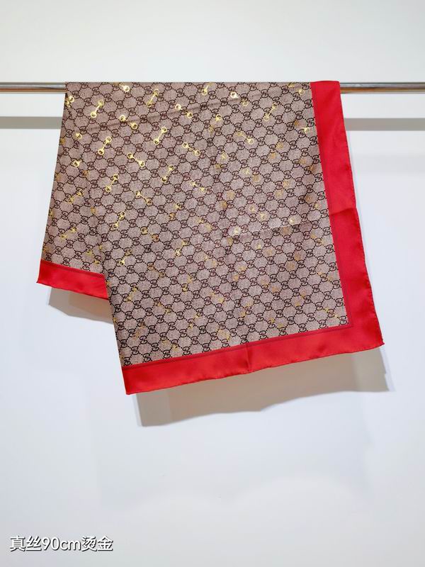 Gucci silk Scarf 90X90cm E14 (33)