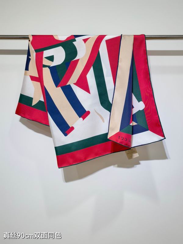 Gucci silk Scarf 90X90cm E20 (14)