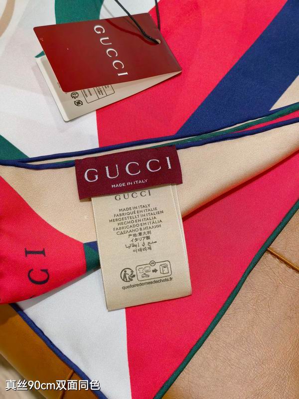 Gucci silk Scarf 90X90cm E20 (15)