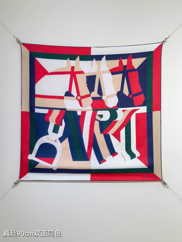 Gucci silk Scarf 90X90cm E20 (19)