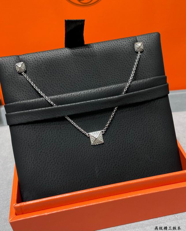 Hermes Necklace 03lyh138 (5)