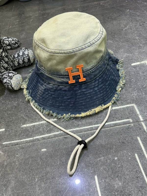 Hermes hat dx (1)