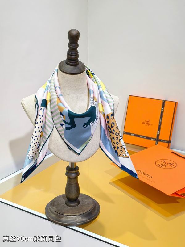 Hermes silk Scarf 90X90cm E09 (12)