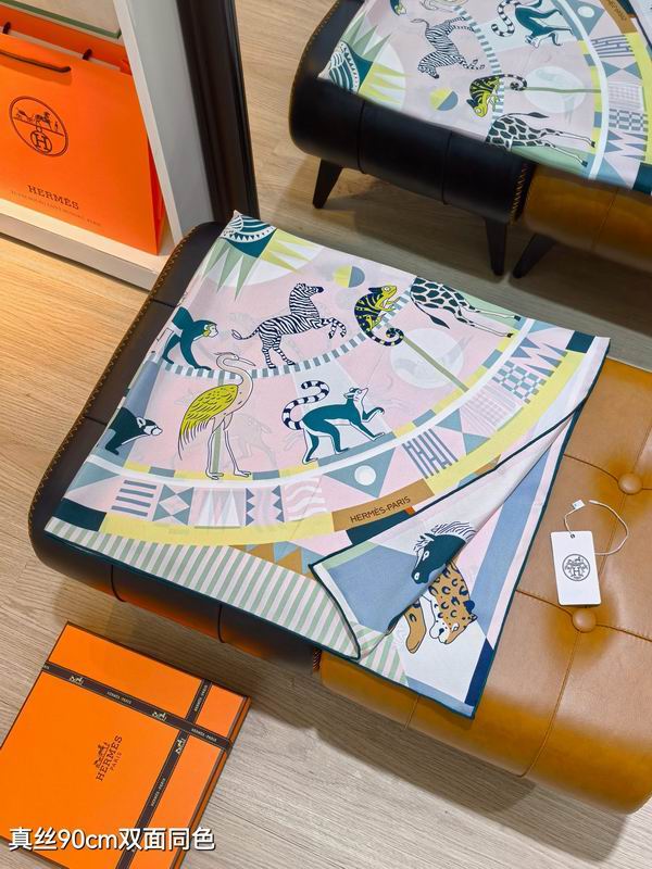 Hermes silk Scarf 90X90cm E09 (17)