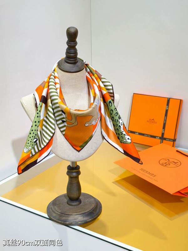 Hermes silk Scarf 90X90cm E09 (22)