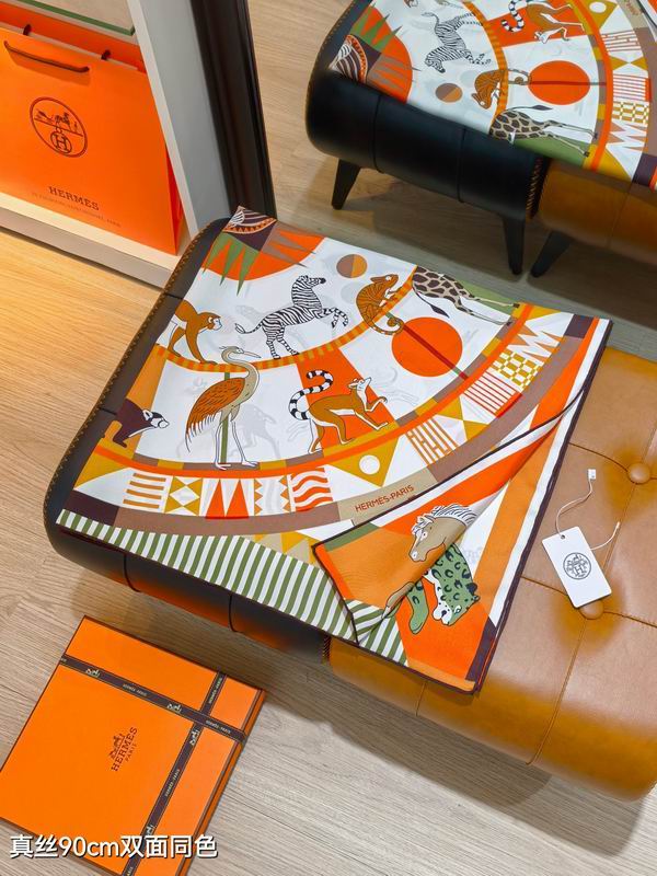Hermes silk Scarf 90X90cm E09 (27)