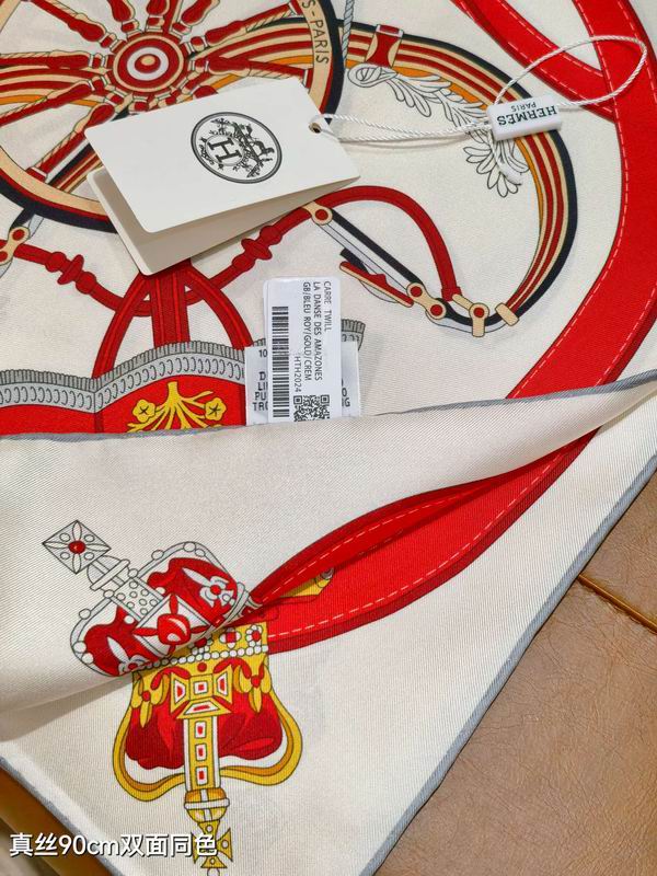 Hermes silk Scarf 90X90cm E23 (4)