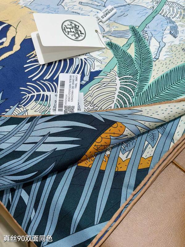 Hermes silk Scarf 90X90cm E24 (14)