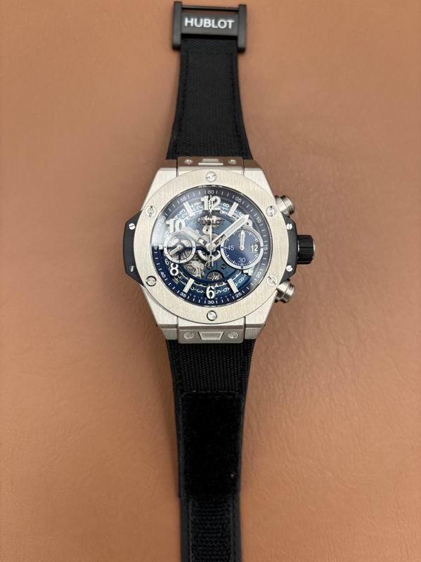 Hublot 42mm 74 (52)