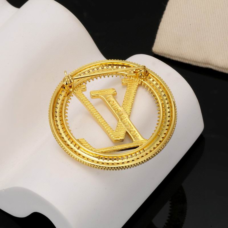 LV Brooch 03lyh19 (3)