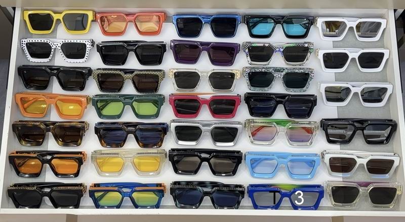 LV M96006WN 56 17-145 c36