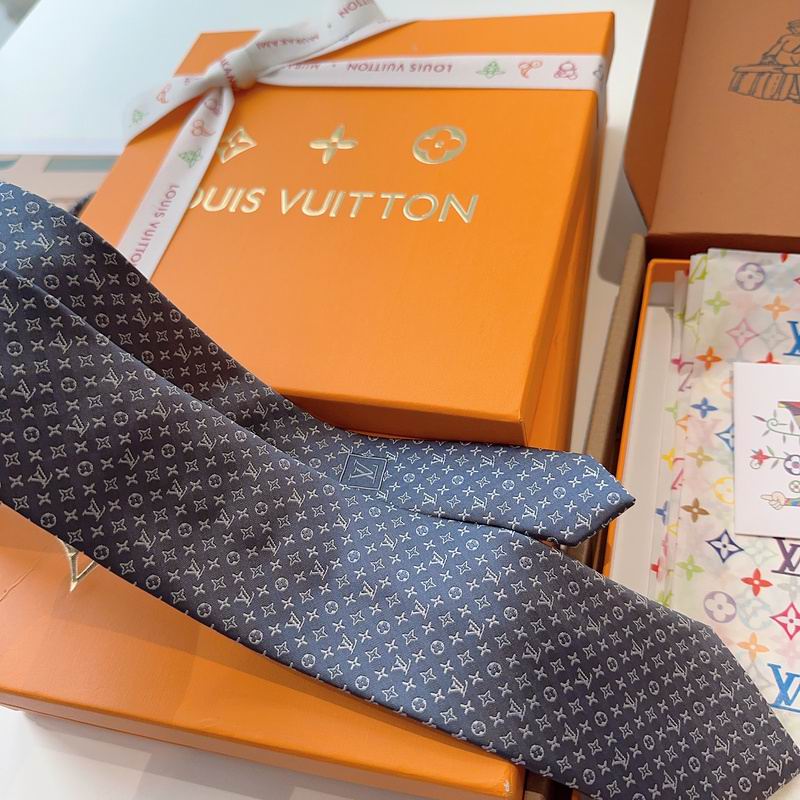 LV Tie hm (153)