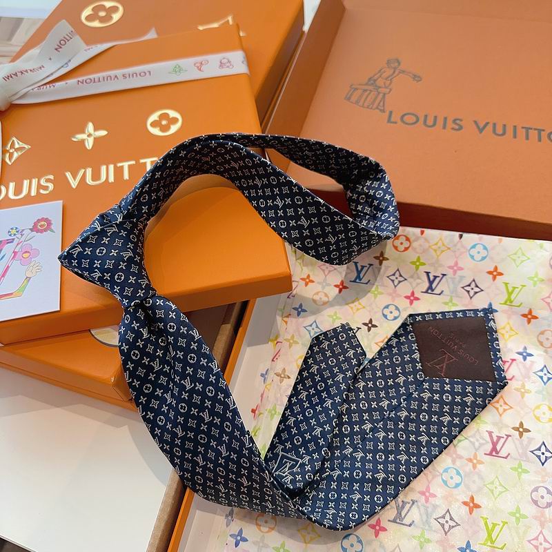 LV Tie hm (166)
